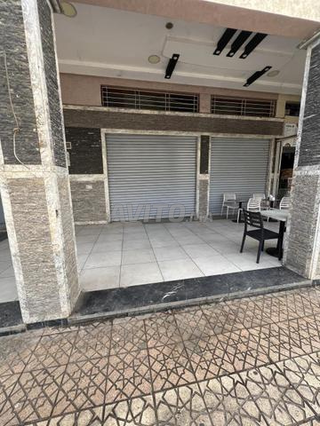 محل للإيجار 5 دقائق من حي الرياض - 2