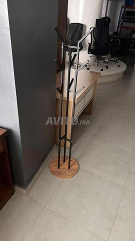 🧥 Porte-manteaux (حامل المعاطف) - 2