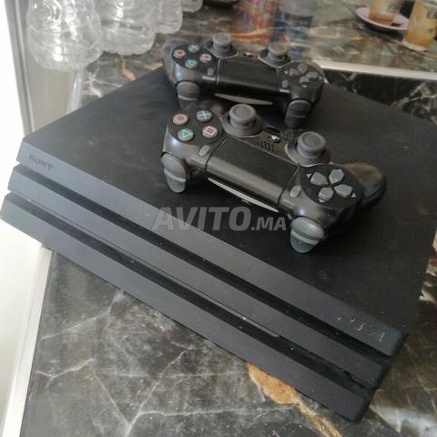 PS4 Slim 1000 Go très bon état avec 2 manettes. - 2