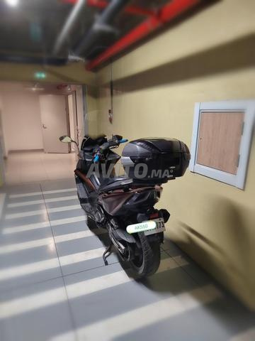 دراجة نارية AK 550 - 2