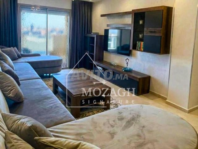 Bel appartement sur résidence avec piscine à Agdal