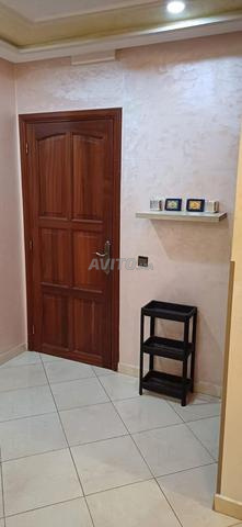 شقة ممتازة مشمسة للبيع بتجزئة الورود 1 - 2