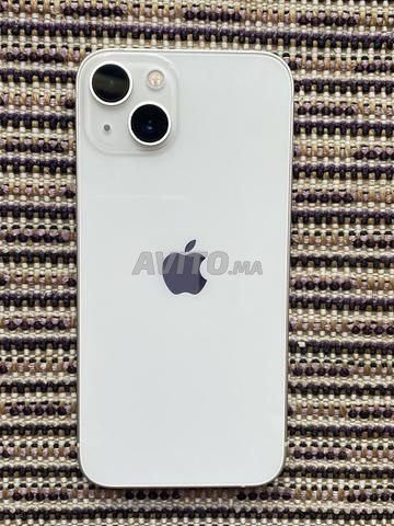 iPhone 13 très bon état