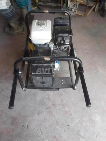 Groupe Linz 220 Volts - 2