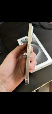 iPhone 15 Pro 128 Go - 2