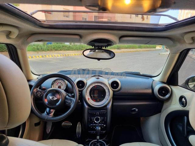 MINI COUNTRYMAN ESSENCE - 2