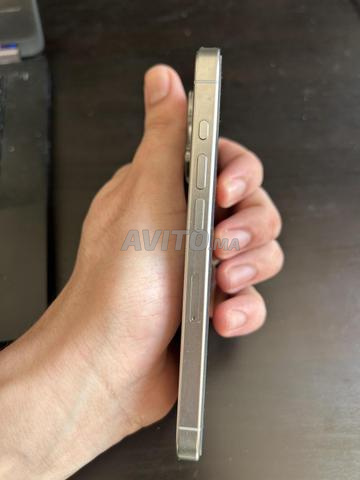 آيفون 15 برو 256 جيجا بحالة ممتازة - 2