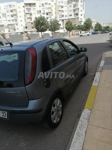 Opel 2007 équipée - 2