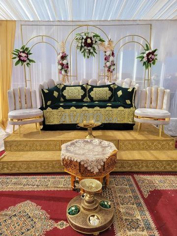 منصة وجلسة عقد قران أو خطوبة للبيع - 2