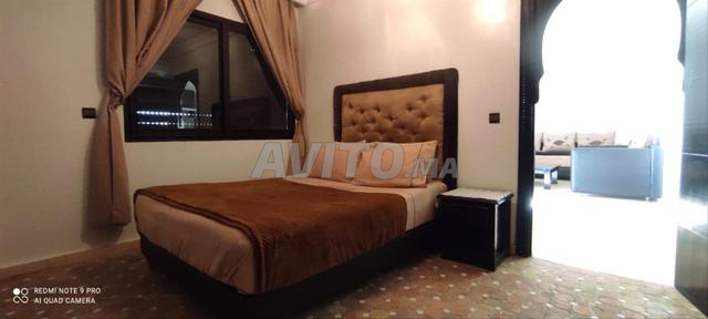 استوديو هادئ جداً - 2