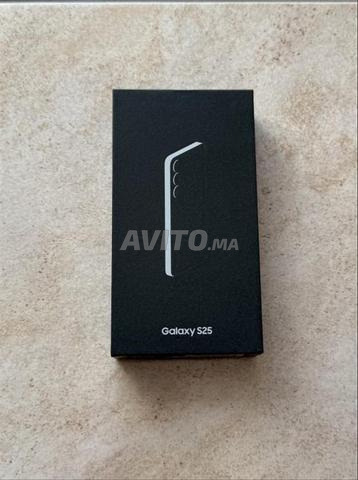 NEUF SAMSUNG S25 NORMAL 256GB / VENTE EN MAGASIN