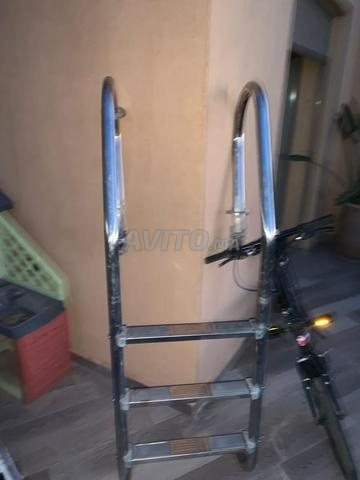 Échelle de piscine - 2