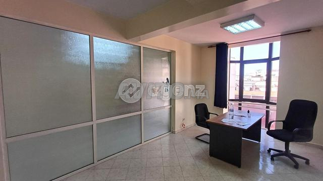 فاس-AG-1105 - مكتب للإيجار في شامب دي كورس - 2