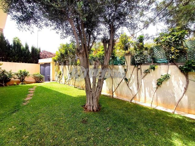 CMN-AC-1602 - فيلا للبيع في سيدي معروف - 2