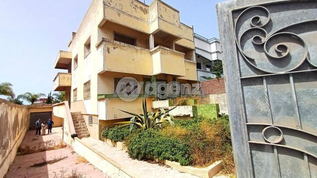 CMN-AI-1044 - فيلا للبيع في عين السبع - 2