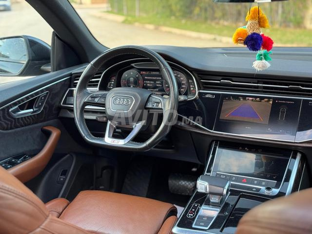 Audi Q8 S line - 2