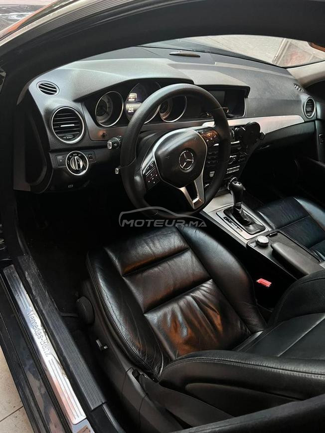 Mercedes-Benz 220 Diesel Automatique 2014