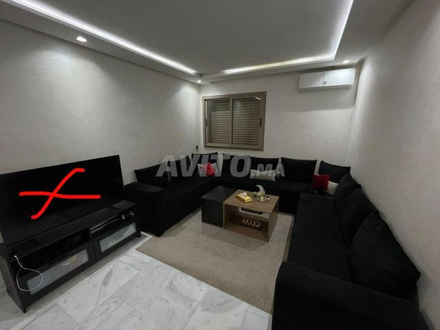 Tout à vendre / Koulchi lbi3