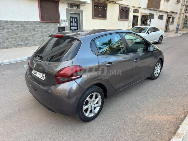 Peugeot 208 diesel 6 cv