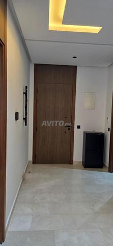 Studio meublé à louer à Oulfa - image 5