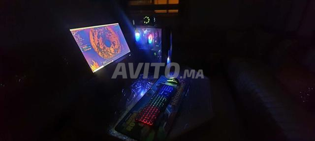 Setup Ryzen 5 5600X 256SSD/16GB RAM RX 580