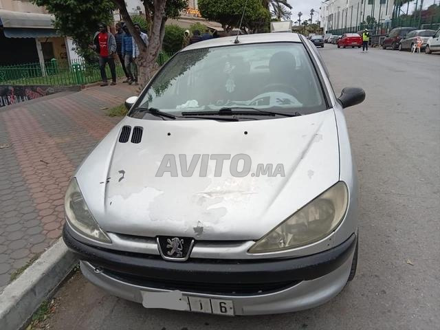 Peugeot 206 Essence Manuelle 1999 à Casablanca - 2