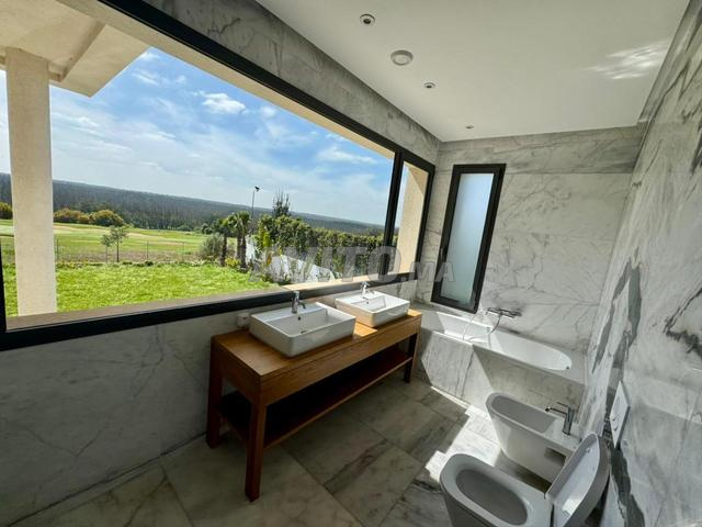 Villa de standing en vente, Front Golf - 2