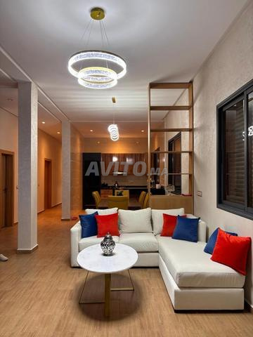 فيلا فاخرة مجهزة بالكامل للإيجار - 2