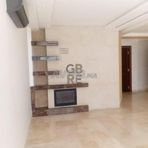 Bel Appartement Avec Terrasse En Vente à Hay Riad - 2