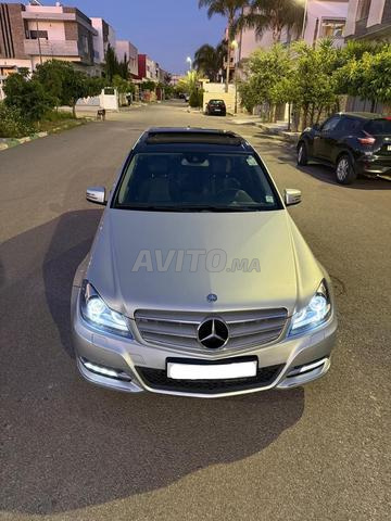 Mercedes-Benz C220 Diesel 1ère main tout options