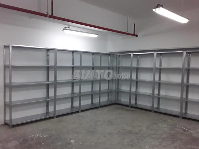 Rayonnage léger en bon état à vendre - 2