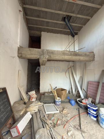 Magasin 22m² avec mezzanine 10m² - 2