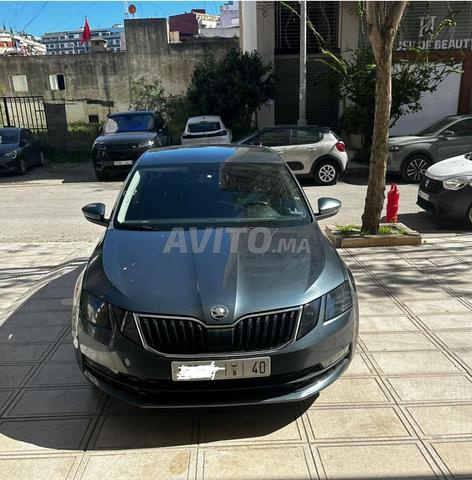 Skoda Octavia Diesel Automatique 2020 à Tanger - 2