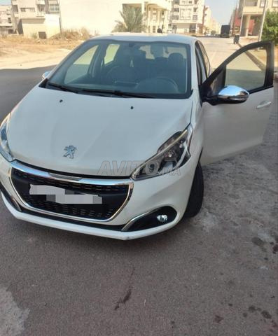 Peugeot 208 Diesel Manuelle 2018 à Mohammedia