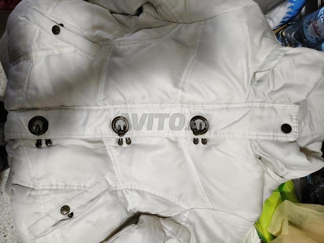 سترات و سترات منتفخة للنساء - 2