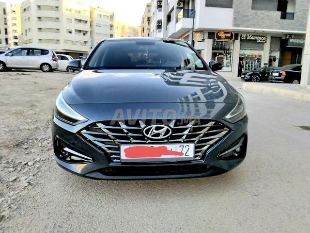 HYUNDAI I 30 AUTOMATIQUE QUASI NEUVE 2022 - 2