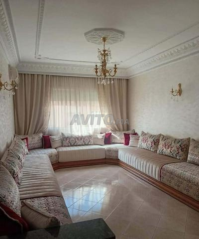 شقة للبيع بالطابق الأول دروة مخلوف