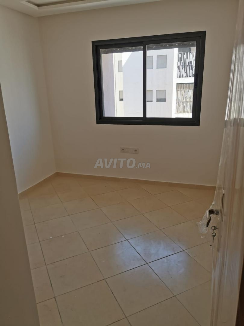 appartement vide à av moukawama  - image 4