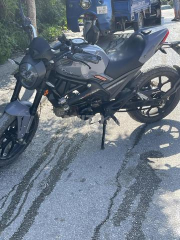 Renault Mégane essence manuelle 2024 à Tanger