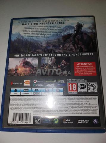 The Witcher PS4 jeux - 2