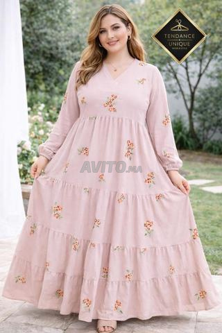Robe avec des fleurs - 2