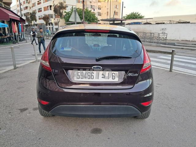 FORD FIESTA ESSENCE MANUELLE - 2