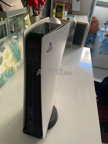 PS5 EN EXCELLENT ÉTAT - 2