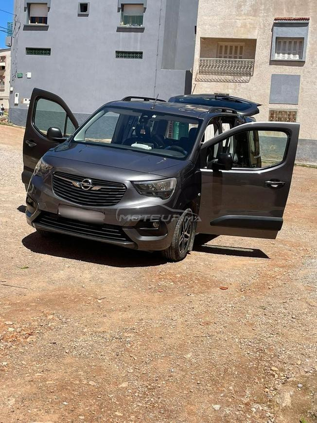 Opel Combo 2022 نقية بزاف عامرة.
