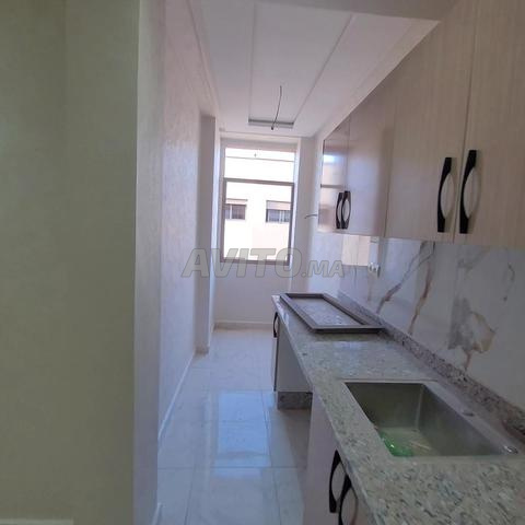 شقة للبيع فيها دعم يوجد مصعد وكراج - 2