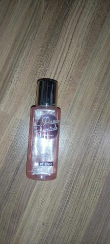 أغراض متنوعة جديدة وصندل من أوروبا بجودة عالية