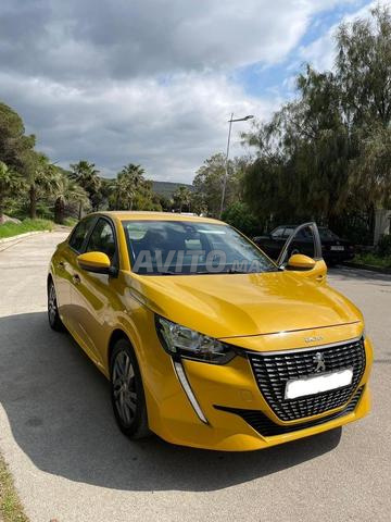 Peugeot 208 Diesel Manuelle 2021 à Tanger