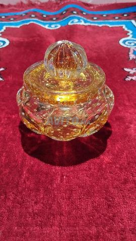 علبة مكسرات من زجاج المورانو الإيطالي