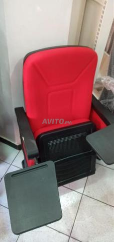 Fauteuil d'amphithéâtre