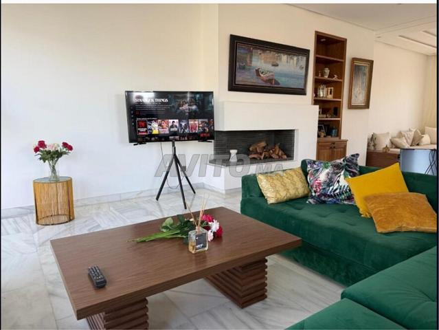 Grande villa sécurisée – piscine privée